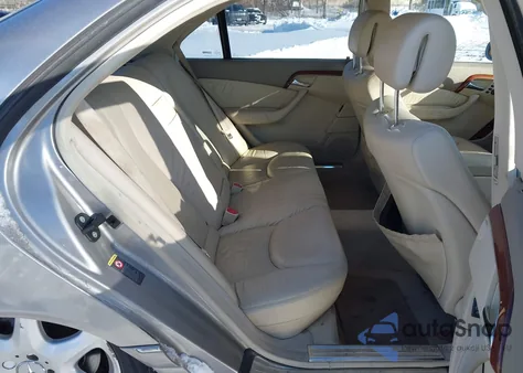 2004 Mercedes-Benz S 430 4Matic из США, поврежденный, VIN WDBNG83J44A417088